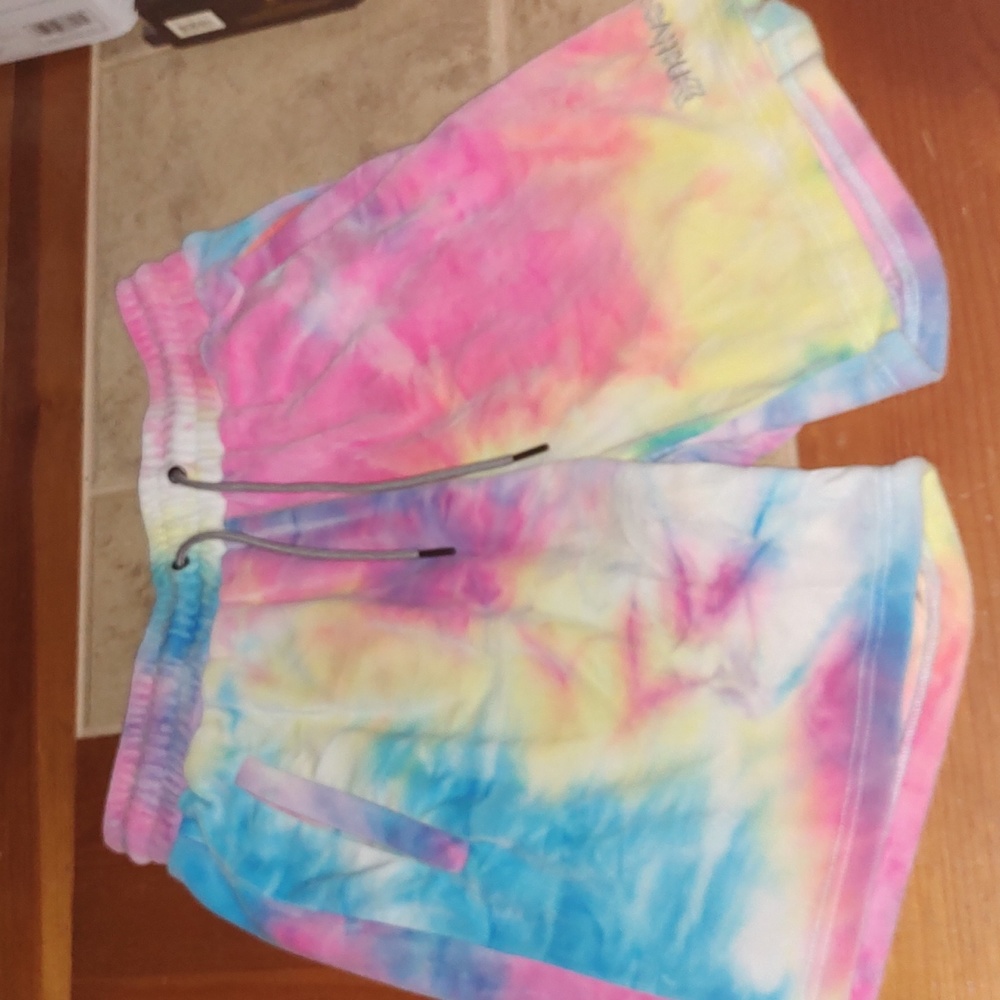 Tie dye velvet like shorts unisex